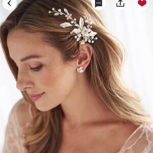 Silver Wedding Floral Hair Clip